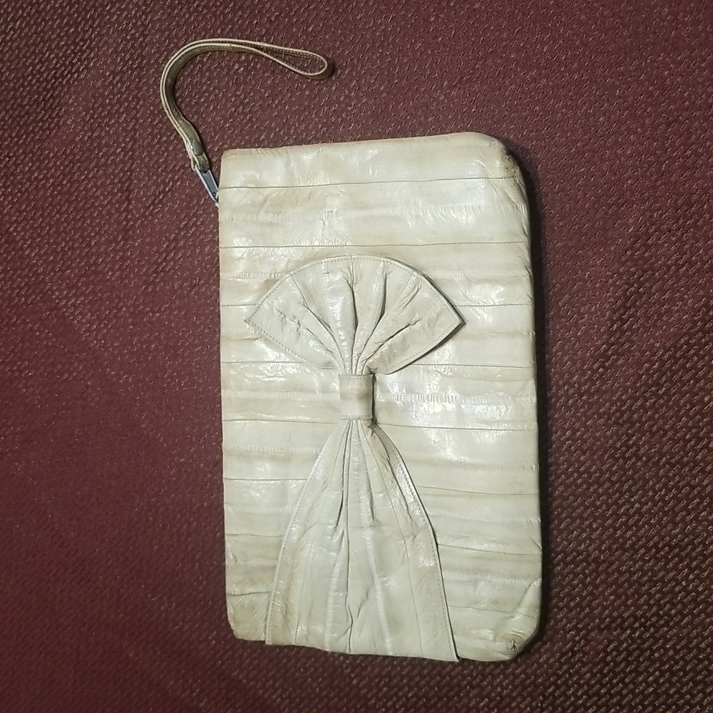 1980s era vintage eel skin clutch handbag